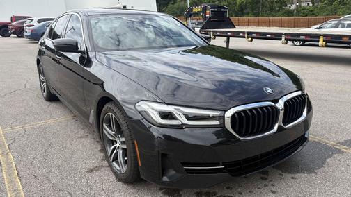Black Sapphire Metallic 2021 BMW 530 xDrive