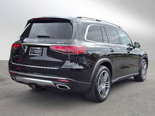 2025 Mercedes-Benz GLS 450 4MATIC