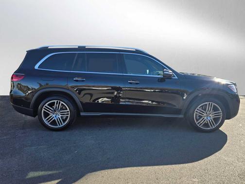 2025 Mercedes-Benz GLS 450 