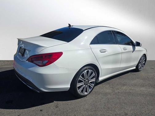 2018 Mercedes-Benz CLA 250 Base