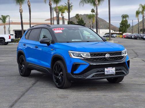 2024 Volkswagen Taos 1.5T SE Black