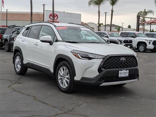 2023 Toyota Corolla Cross LE