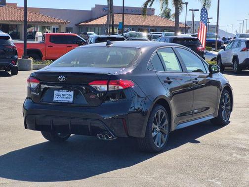 Midnight Black Metallic 2026 Toyota Corolla SE