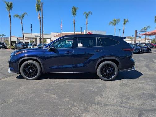 2025 Toyota Highlander XSE