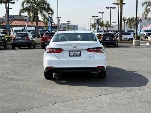 Ice Cap 2023 Toyota Camry LE