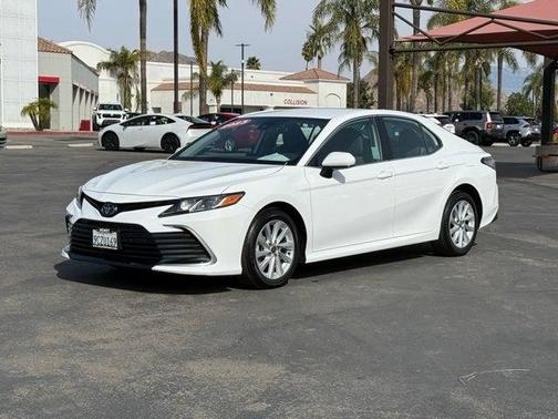 Ice Cap 2023 Toyota Camry LE