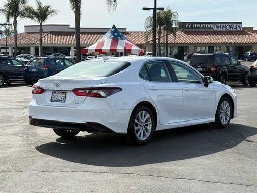 Ice Cap 2023 Toyota Camry LE