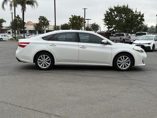 2014 Toyota Avalon XLE Premium