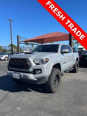 2018 Toyota Tacoma TRD Sport