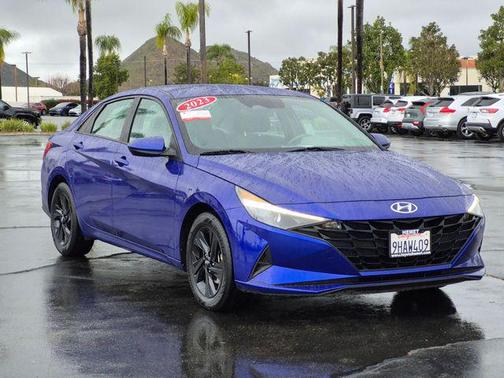 2023 Hyundai ELANTRA SEL