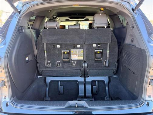 2022 Toyota Sienna XSE 7 Passenger