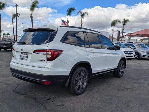 2022 Honda Pilot AWD Sport
