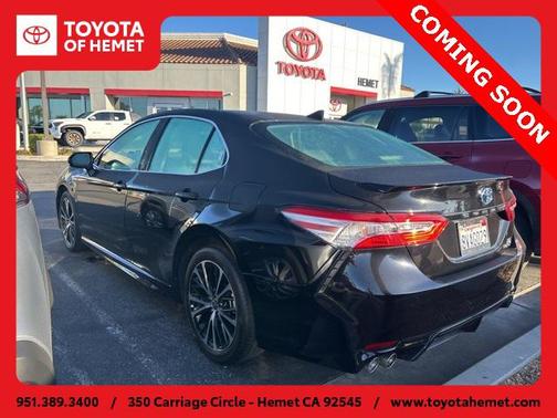 2020 Toyota Camry SE
