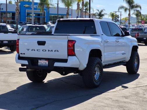 2024 Toyota Tacoma SR5