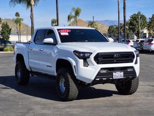 2024 Toyota Tacoma SR5