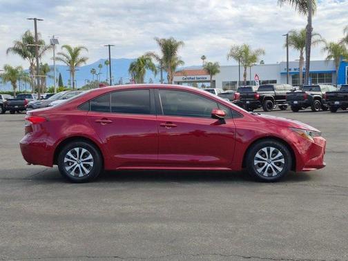2022 Toyota Corolla Hybrid LE