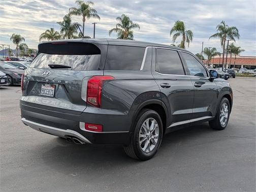 2022 Hyundai PALISADE SE