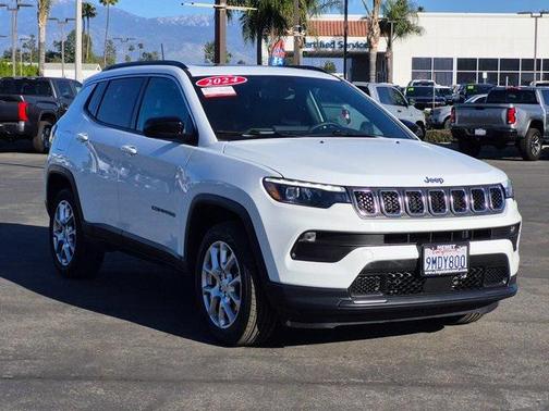 2024 Jeep Compass Latitude Lux