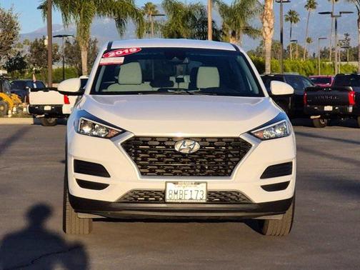 2019 Hyundai TUCSON SE