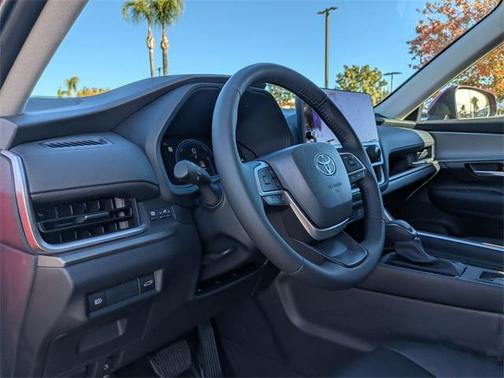 2026 Toyota Grand Highlander Hybrid XLE