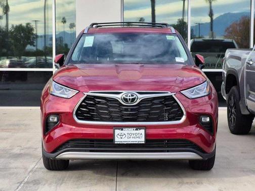 2026 Toyota Highlander Platinum