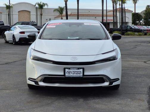 2026 Toyota Prius Plug-In Hybrid SE