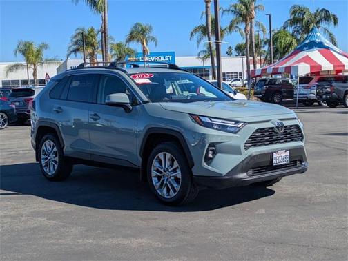 2023 Toyota RAV4 XLE Premium