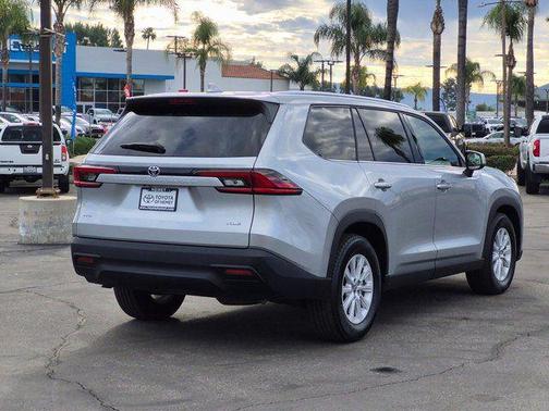 2025 Toyota Grand Highlander XLE