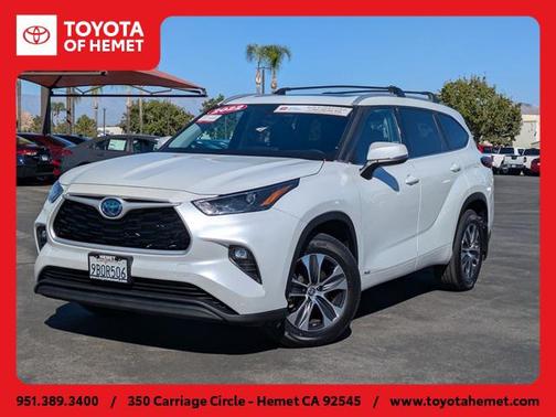 2022 Toyota Highlander Hybrid XLE