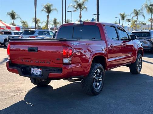 2017 Toyota Tacoma TRD Sport