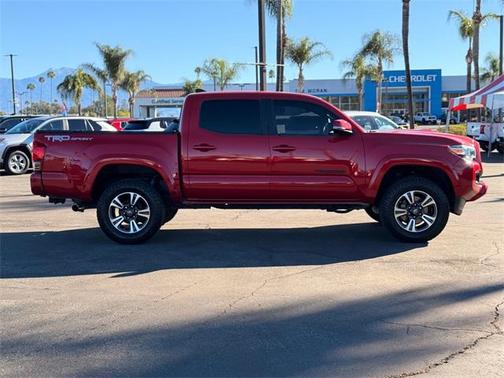 2017 Toyota Tacoma TRD Sport