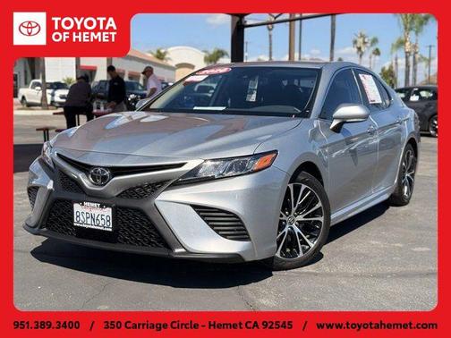 2020 Toyota Camry SE