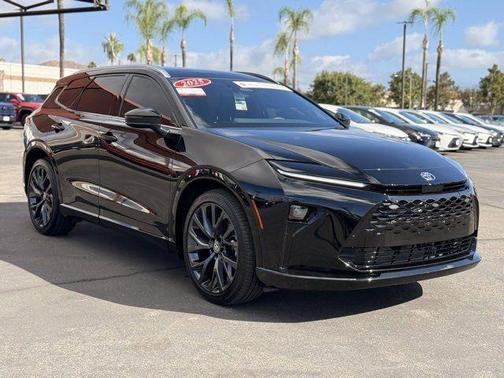 2025 Toyota Crown Signia Limited