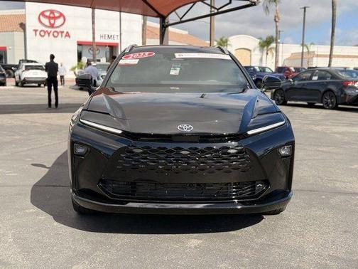 2025 Toyota Crown Signia Limited