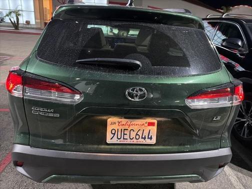 2025 Toyota Corolla Cross LE