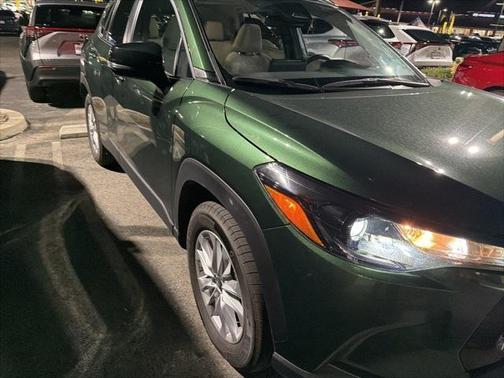 2025 Toyota Corolla Cross LE