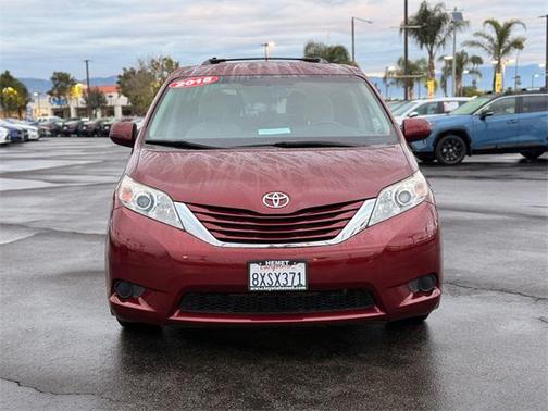 2015 Toyota Sienna LE