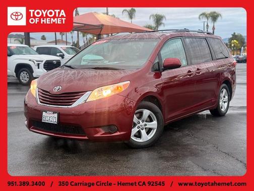 2015 Toyota Sienna LE