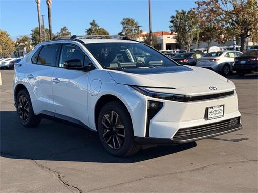 2026 Toyota bZ XLE Plus