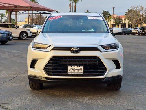 2025 Toyota Grand Highlander XLE