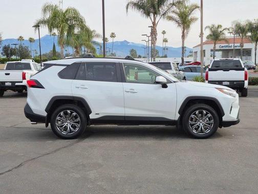 2023 Toyota RAV4 Hybrid XLE Premium