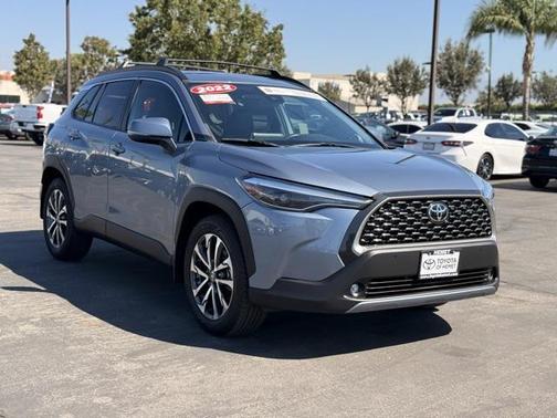 2022 Toyota Corolla Cross XLE