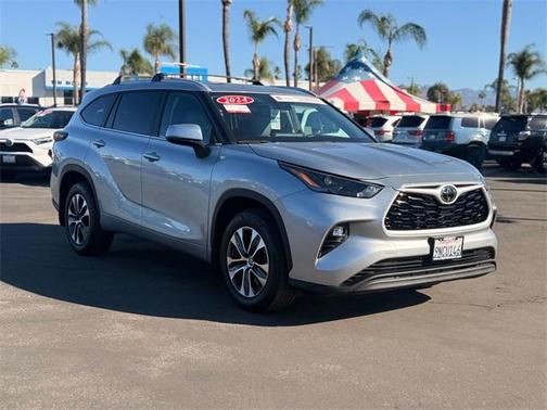 2024 Toyota Highlander XLE