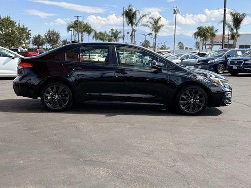 2025 Toyota Corolla Hybrid SE