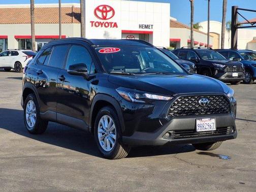 2025 Toyota Corolla Cross LE