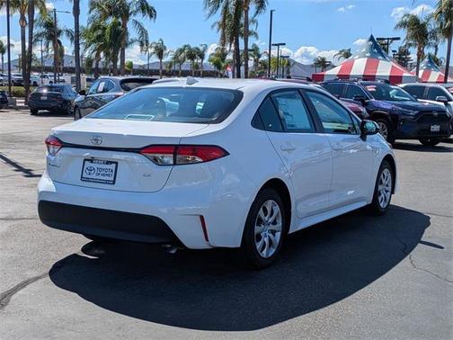 2025 Toyota Corolla LE