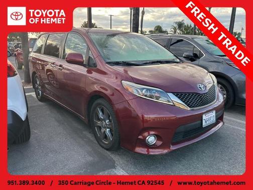 2017 Toyota Sienna SE Premium
