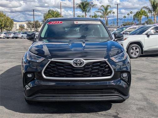2023 Toyota Highlander LE