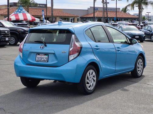2016 Toyota Prius c One