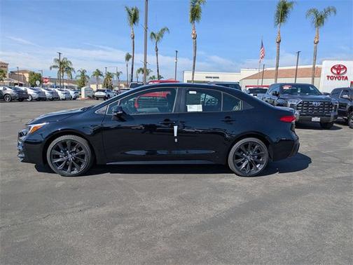 2026 Toyota Corolla Hybrid SE